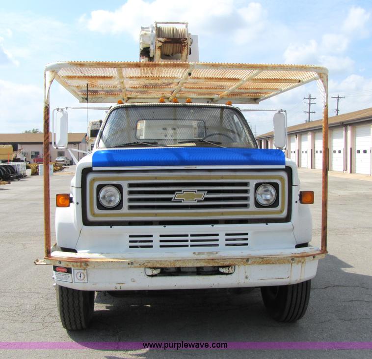 image for item 5228 1988 Chevrolet C70 bucket truck with winch