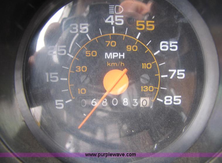 image for item 5228 1988 Chevrolet C70 bucket truck with winch