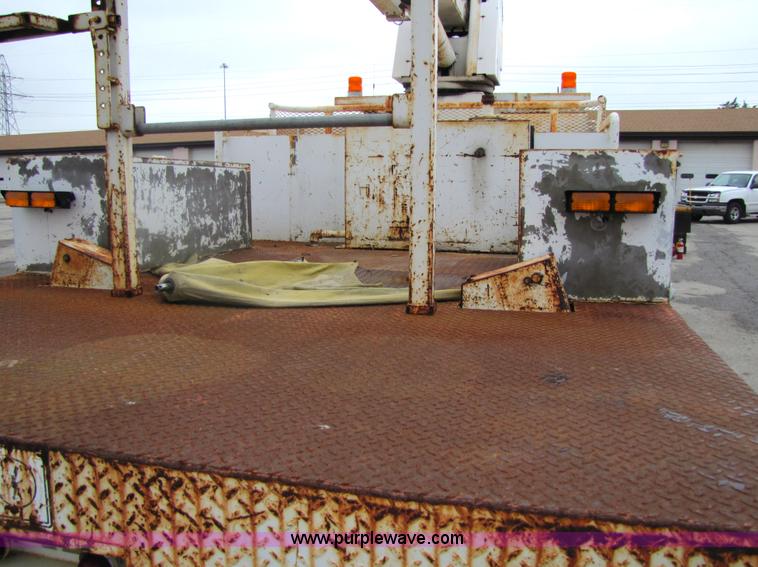 image for item 5228 1988 Chevrolet C70 bucket truck with winch