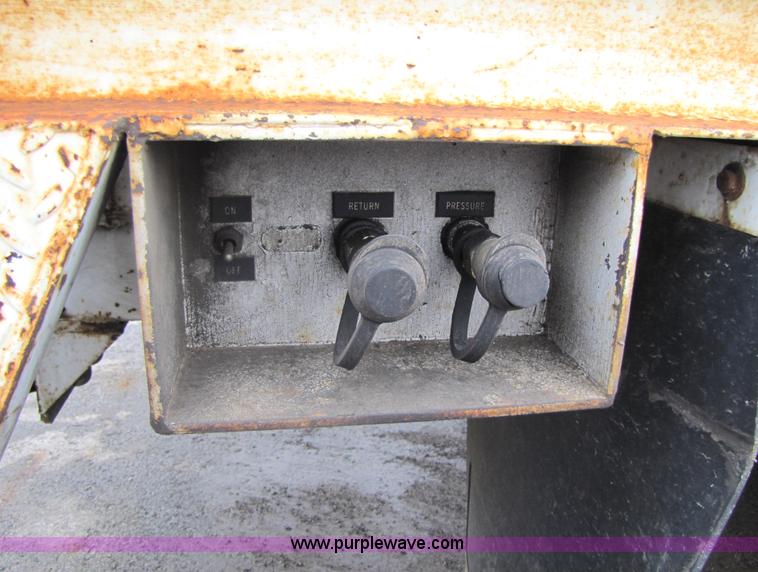 image for item 5228 1988 Chevrolet C70 bucket truck with winch