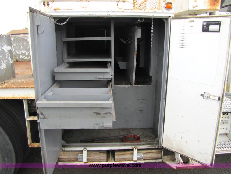 image for item 5228 1988 Chevrolet C70 bucket truck with winch