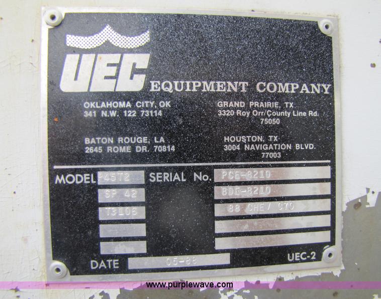 image for item 5228 1988 Chevrolet C70 bucket truck with winch