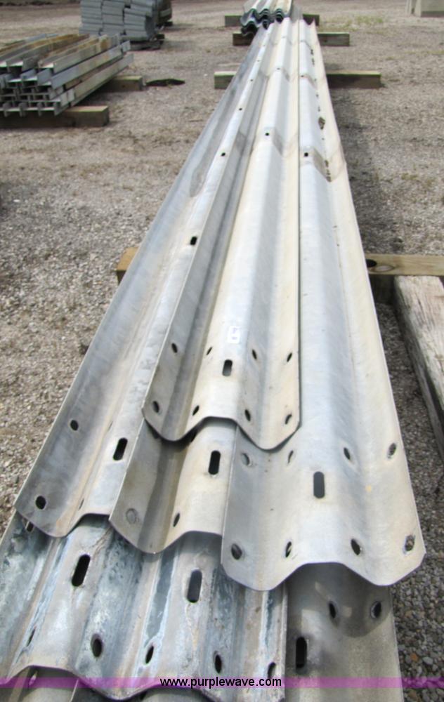 image for item 5231 (30) guard rail sections