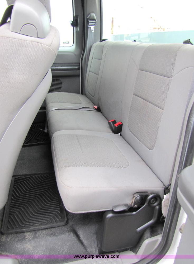 image for item 5241 2004 Ford F350 XLT dually extended cab pickup