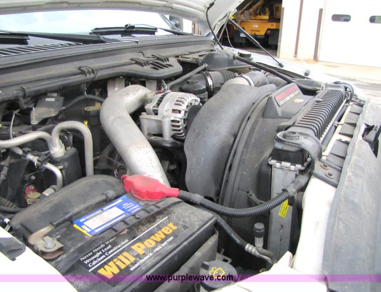 image for item 5241 2004 Ford F350 XLT dually extended cab pickup