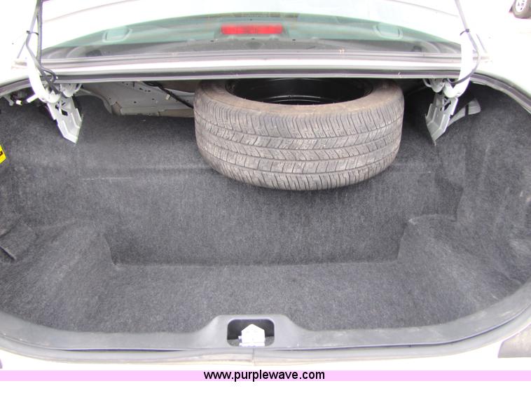 image for item 5242 2007 Ford Crown Victoria Police Interceptor sedan