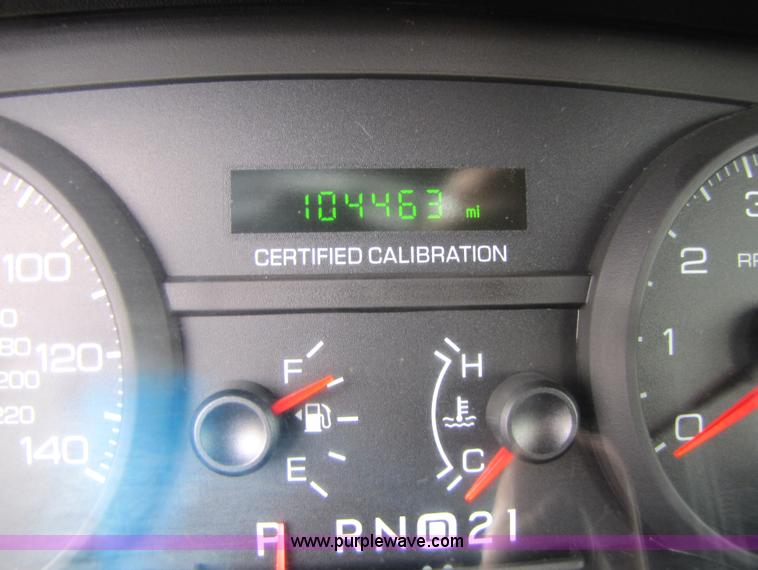 image for item 5243 2007 Ford Crown Victoria Police Interceptor sedan