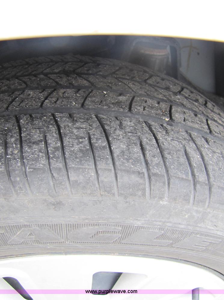 image for item 5243 2007 Ford Crown Victoria Police Interceptor sedan