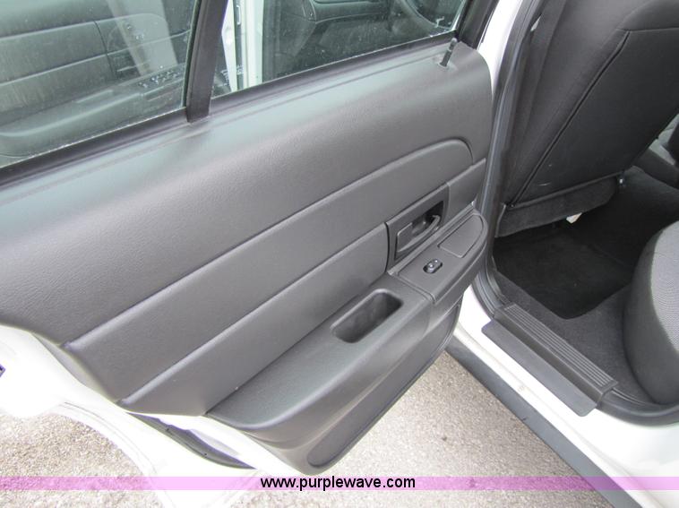 image for item 5244 2007 Ford Crown Victoria Police Interceptor sedan