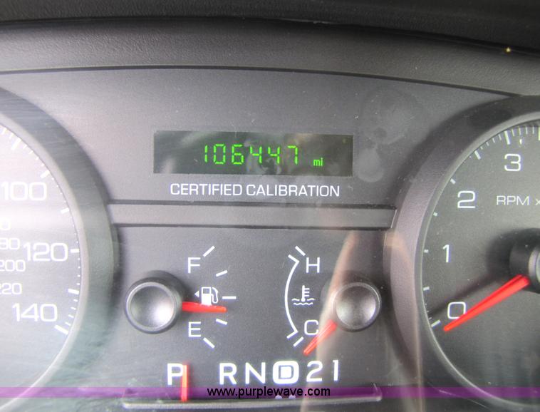 image for item 5244 2007 Ford Crown Victoria Police Interceptor sedan