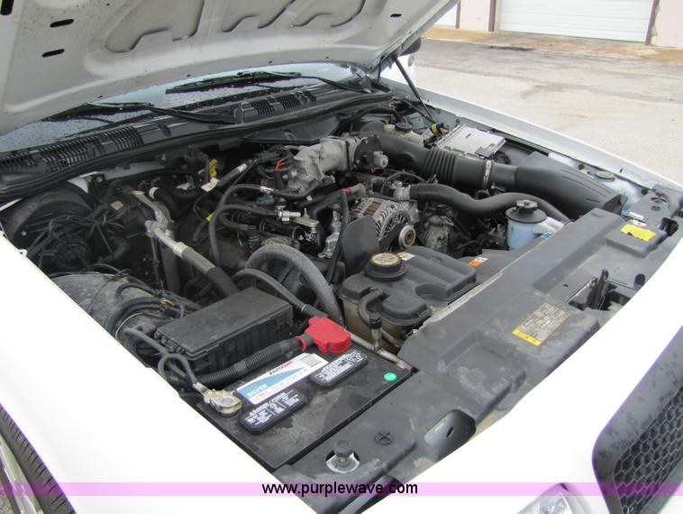 image for item 5244 2007 Ford Crown Victoria Police Interceptor sedan