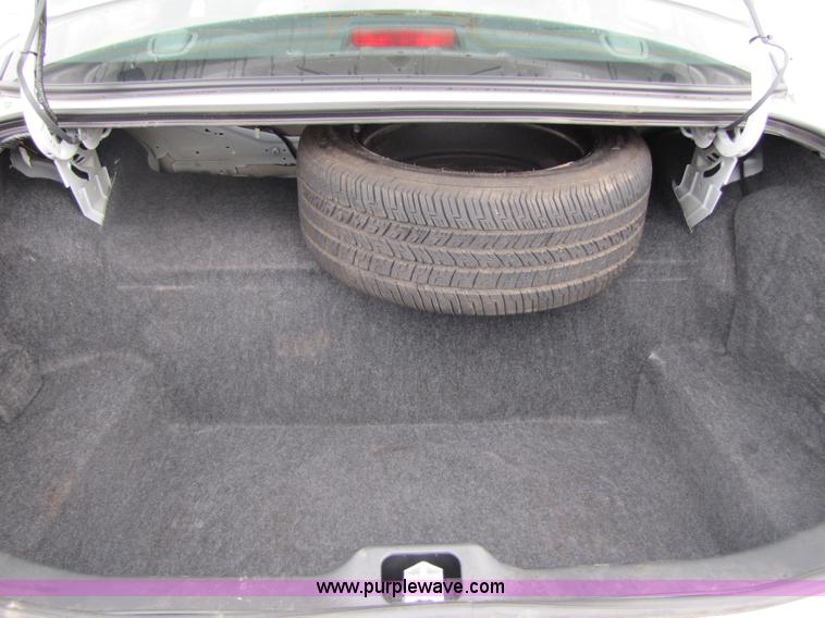 image for item 5244 2007 Ford Crown Victoria Police Interceptor sedan