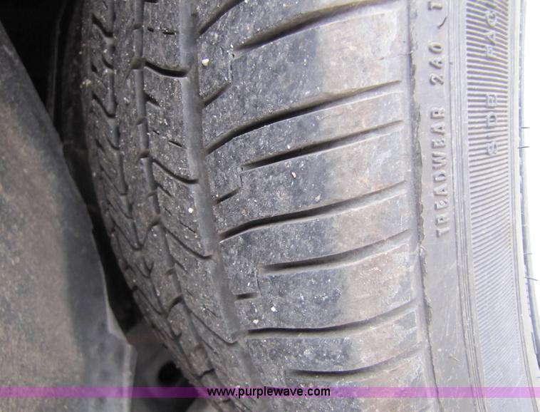 image for item 5244 2007 Ford Crown Victoria Police Interceptor sedan