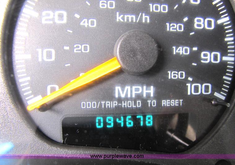 image for item 5245 2001 Chevrolet Blazer