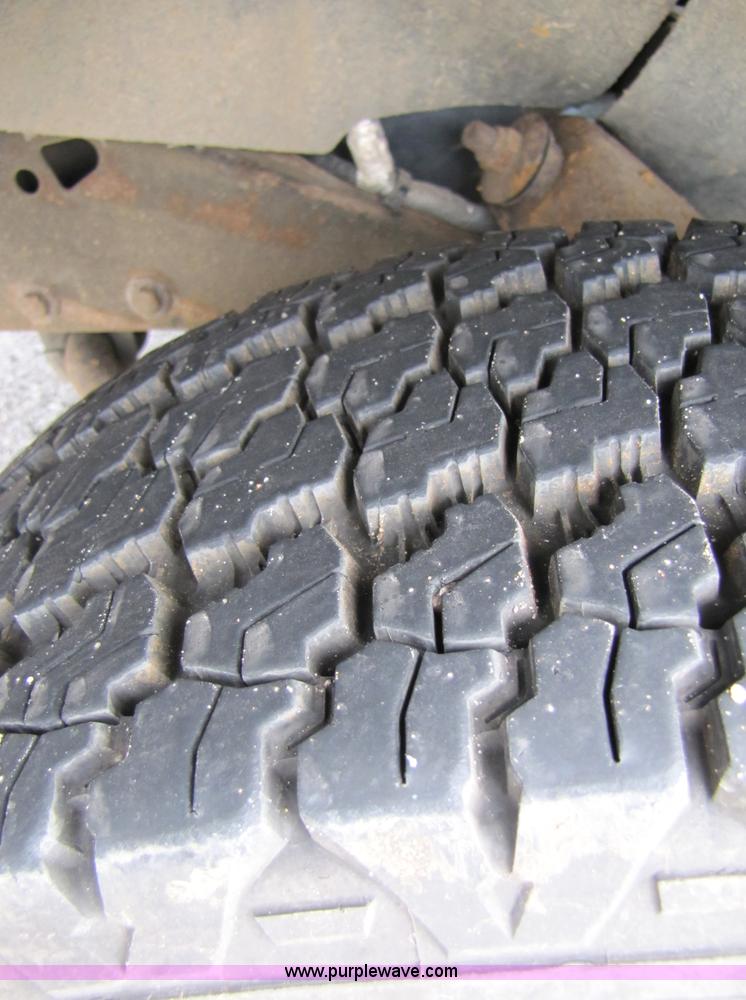 image for item 5245 2001 Chevrolet Blazer