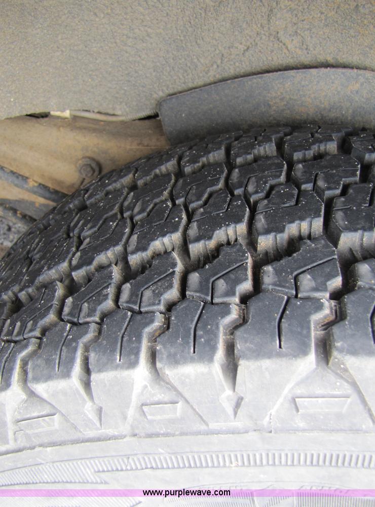 image for item 5245 2001 Chevrolet Blazer