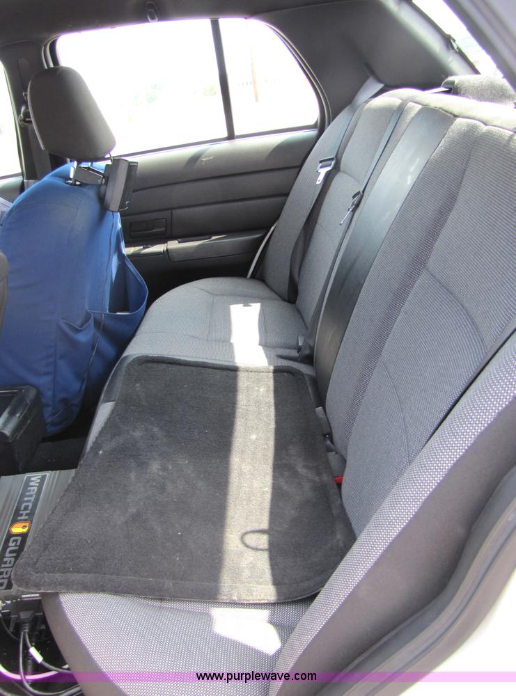 image for item 5255 2006 Ford Crown Victoria Police Interceptor sedan