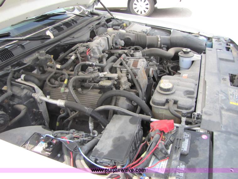 image for item 5256 2006 Ford Crown Victoria Police Interceptor sedan