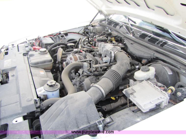 image for item 5256 2006 Ford Crown Victoria Police Interceptor sedan