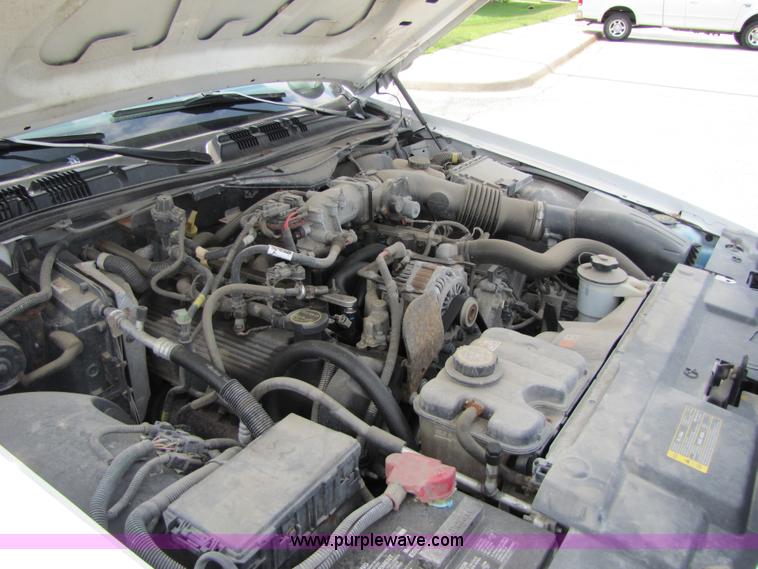 image for item 5257 2006 Ford Crown Victoria Police Interceptor sedan