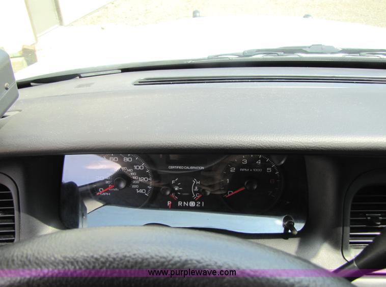 image for item 5259 2006 Ford Crown Victoria Police Interceptor sedan