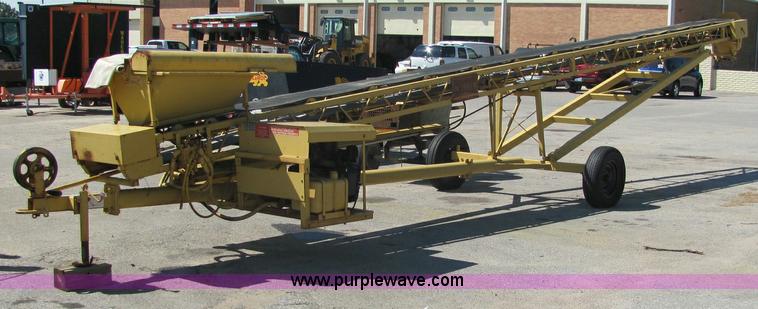 image for item 6264 Morgan MH40 40' conveyor
