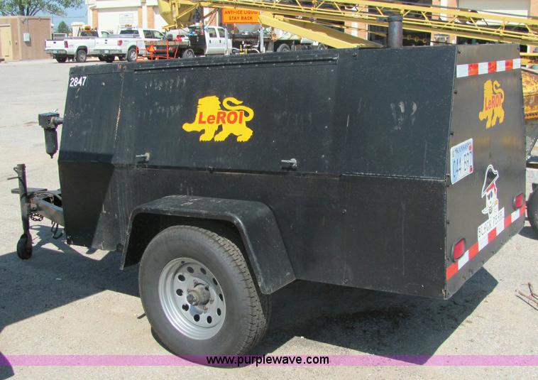 image for item 6266 1990 LeRoi air compressor