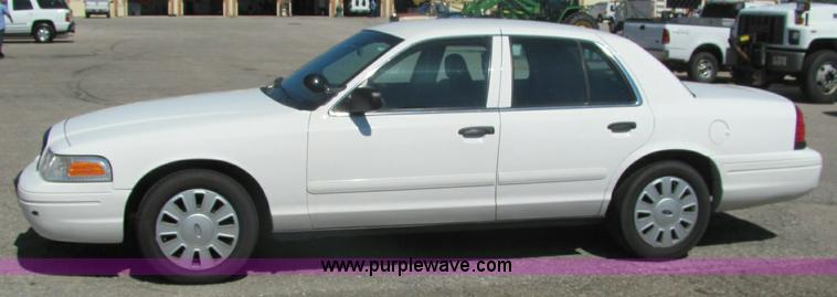 image for item 6269 2007 Ford Crown Victoria Police Interceptor