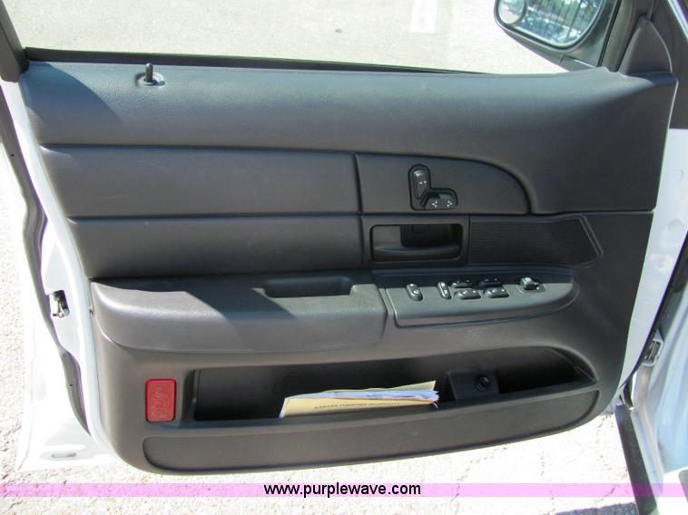 image for item 6269 2007 Ford Crown Victoria Police Interceptor