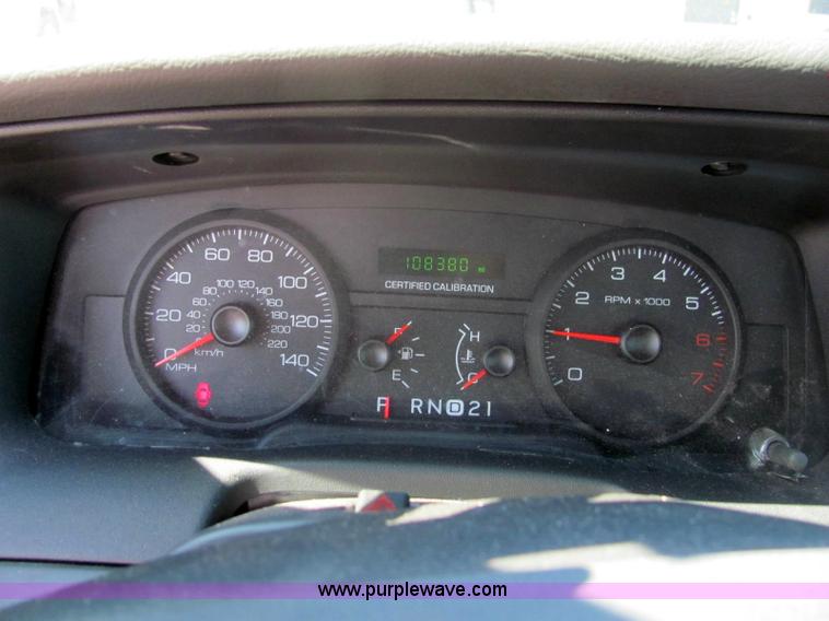 image for item 6269 2007 Ford Crown Victoria Police Interceptor