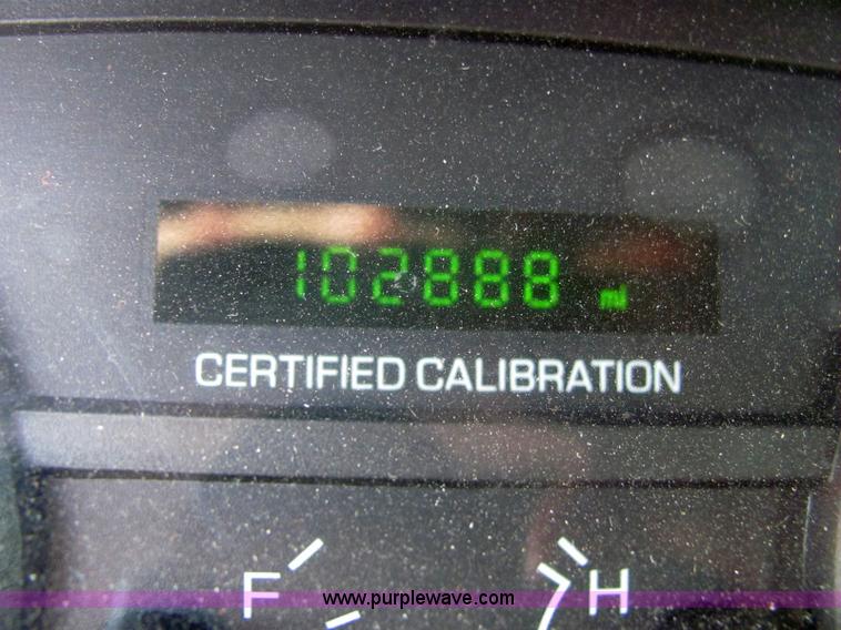 image for item 6270 2007 Ford Crown Victoria Police Interceptor