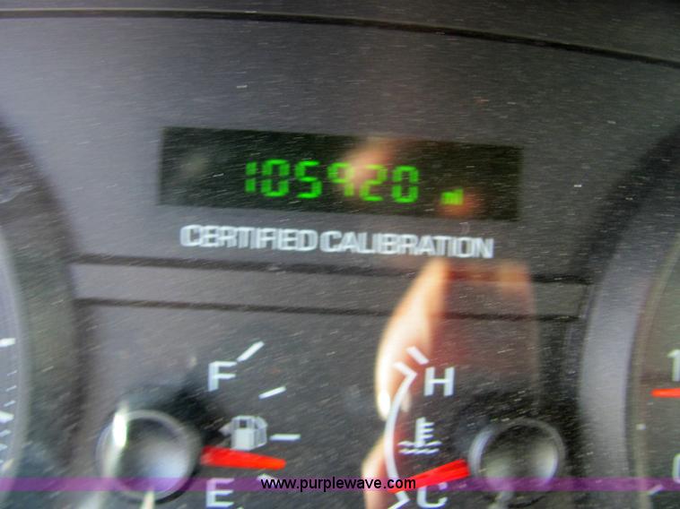 image for item 6271 2007 Ford Crown Victoria Police Interceptor