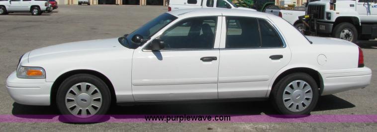 image for item 6272 2007 Ford Crown Victoria Police Interceptor