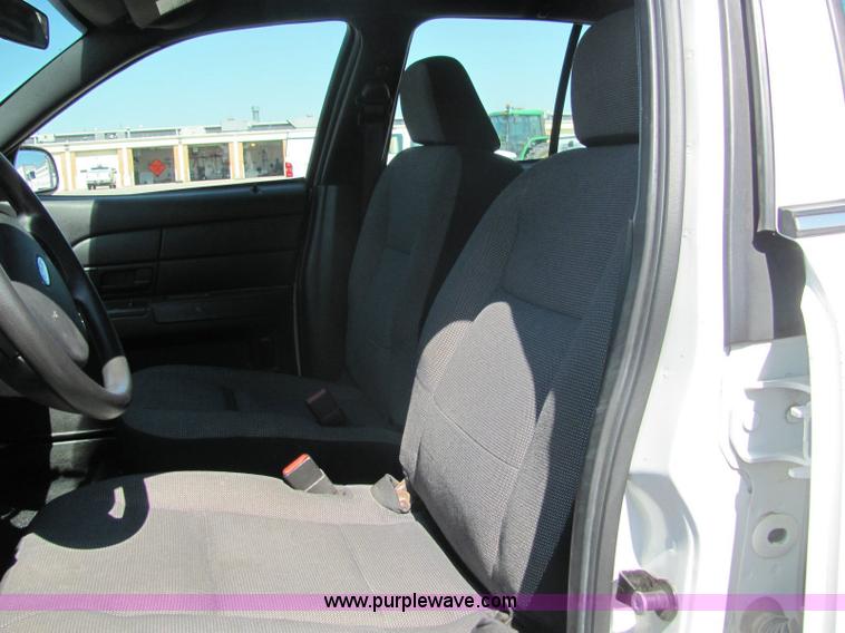 image for item 6272 2007 Ford Crown Victoria Police Interceptor