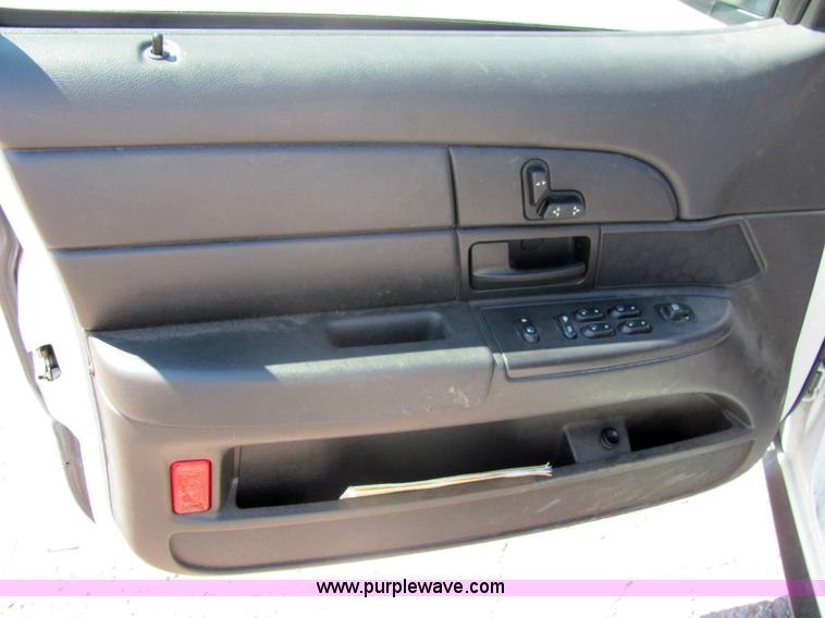 image for item 6272 2007 Ford Crown Victoria Police Interceptor