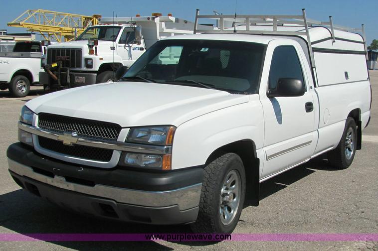 image for item 6273 2005 Chevrolet C1500 Silverado