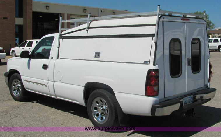 image for item 6273 2005 Chevrolet C1500 Silverado