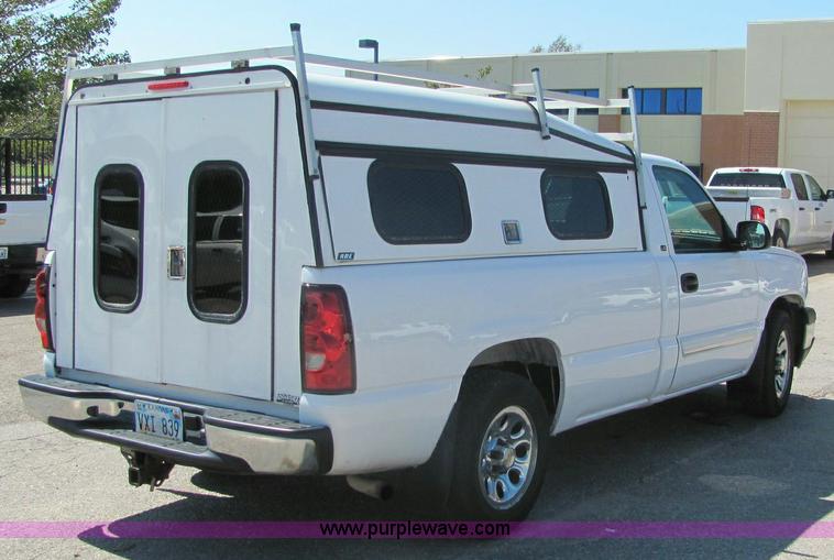 image for item 6273 2005 Chevrolet C1500 Silverado