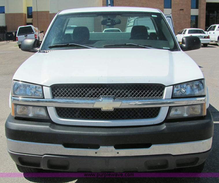 image for item 6274 2004 Chevrolet C2500HD Silverado