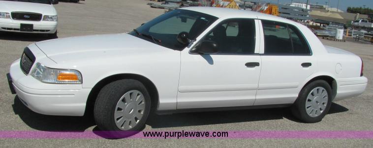 image for item 6276 2006 Ford Crown Victoria Police Interceptor