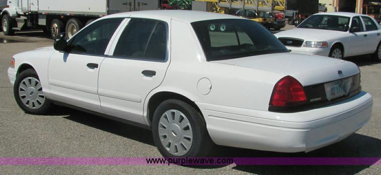 image for item 6276 2006 Ford Crown Victoria Police Interceptor