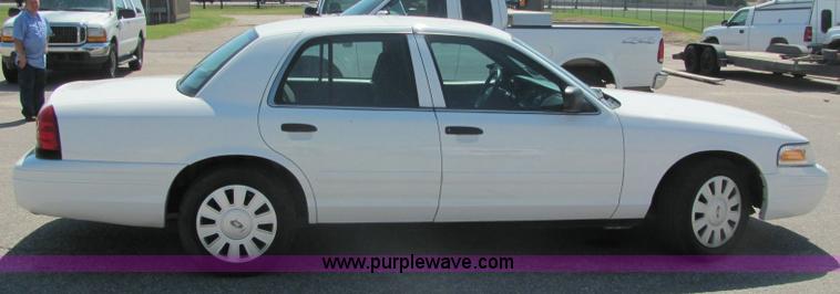 image for item 6276 2006 Ford Crown Victoria Police Interceptor