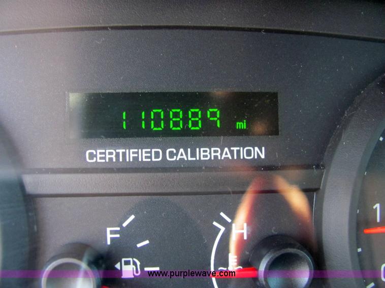 image for item 6276 2006 Ford Crown Victoria Police Interceptor