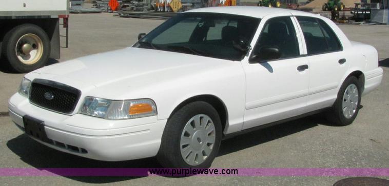 image for item 6277 2006 Ford Crown Victoria Police Interceptor