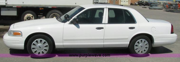 image for item 6277 2006 Ford Crown Victoria Police Interceptor