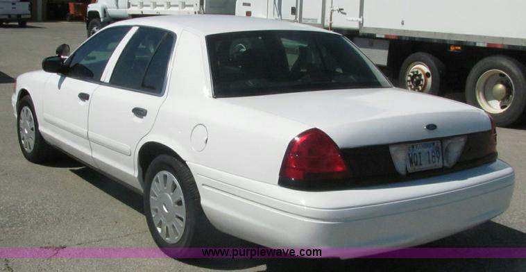 image for item 6277 2006 Ford Crown Victoria Police Interceptor