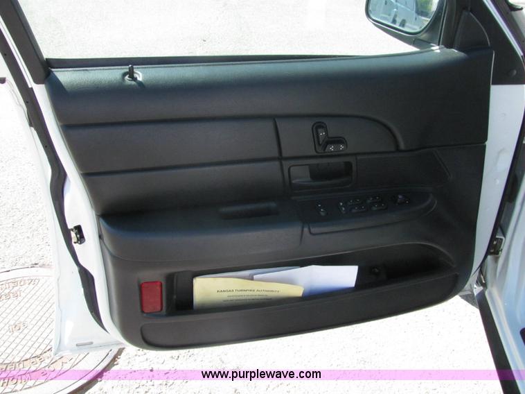 image for item 6277 2006 Ford Crown Victoria Police Interceptor