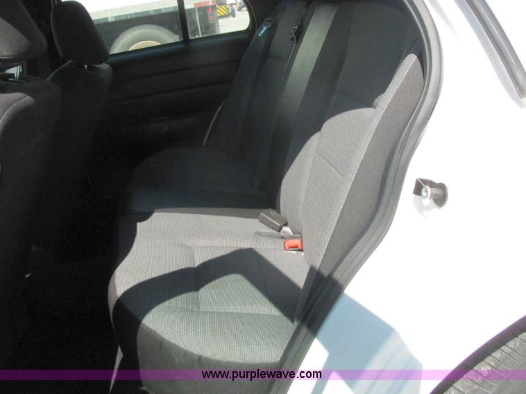 image for item 6277 2006 Ford Crown Victoria Police Interceptor