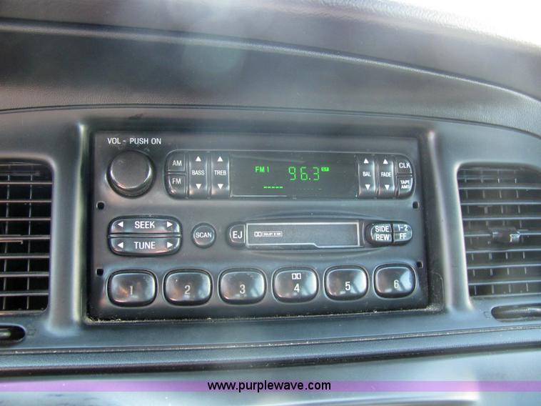 image for item 6277 2006 Ford Crown Victoria Police Interceptor