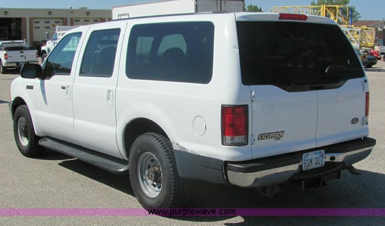 image for item 6281 2001 Ford Excursion XLT